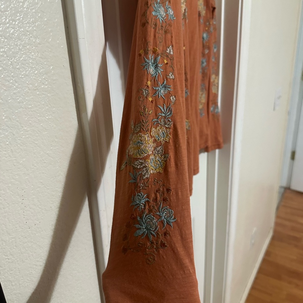 Sundance Rust Floral Embroidered Long-Sleeve Top - Picture 5 of 8